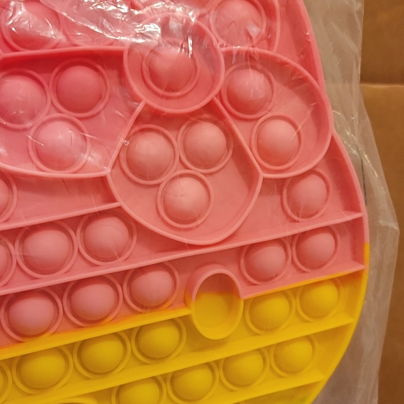 Hello KITTY Funko # 45 + Pop it Fidget Hello Kitty - Picture 14 of 16